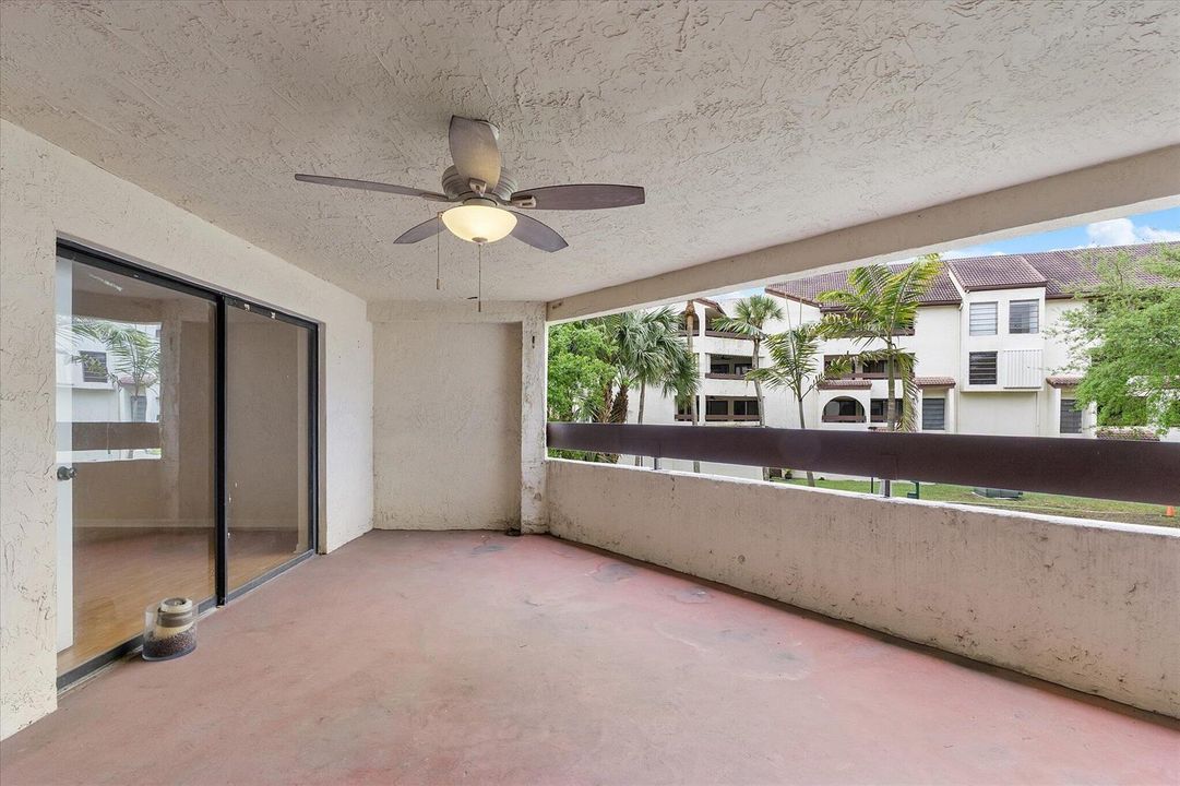 37-9020 SW 125th Ave #F203_037