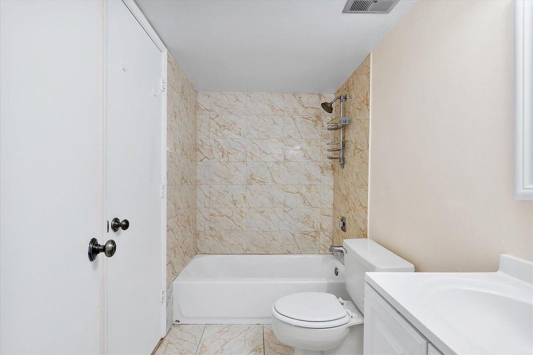 26-9020 SW 125th Ave #F203_026