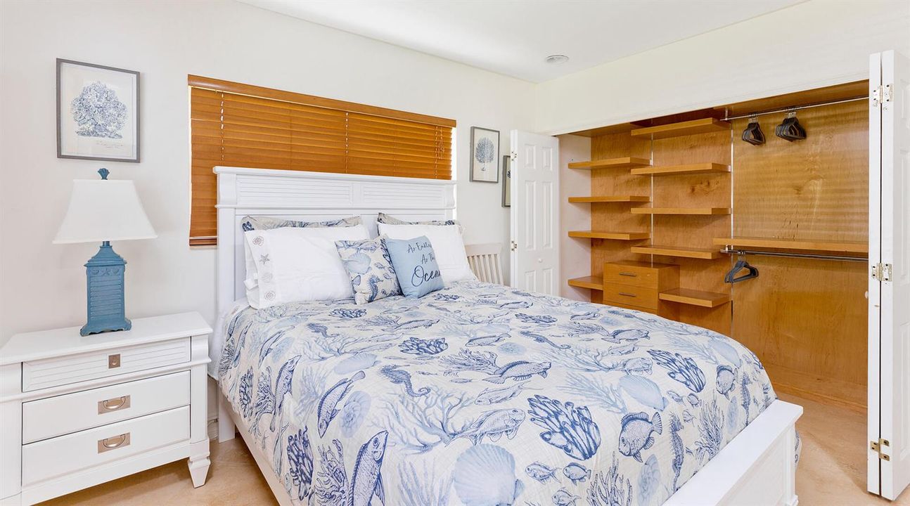 26_Bedroom3_2
