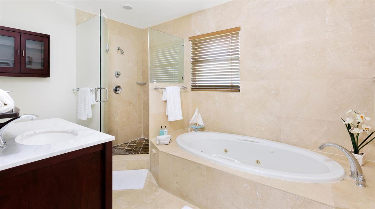20_Masterbath_1