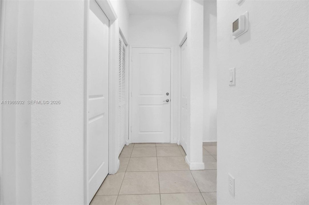 For Sale: $760,000 (5 beds, 3 baths, 3252 Square Feet)