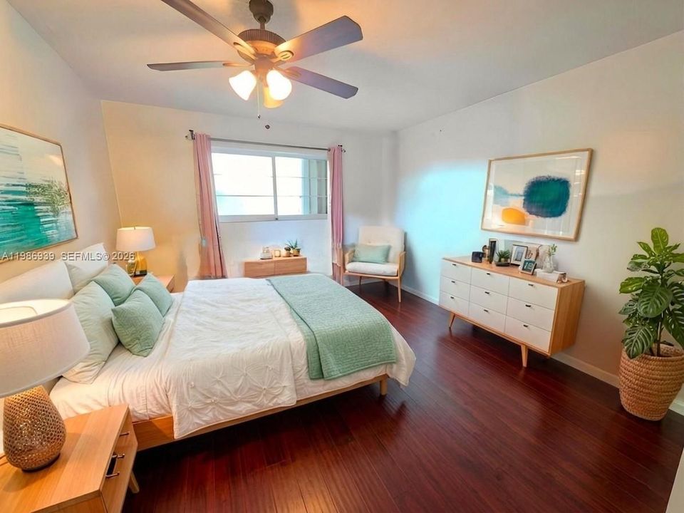 En Venta: $165,000 (1 camas, 2 baños, 900 Pies cuadrados)