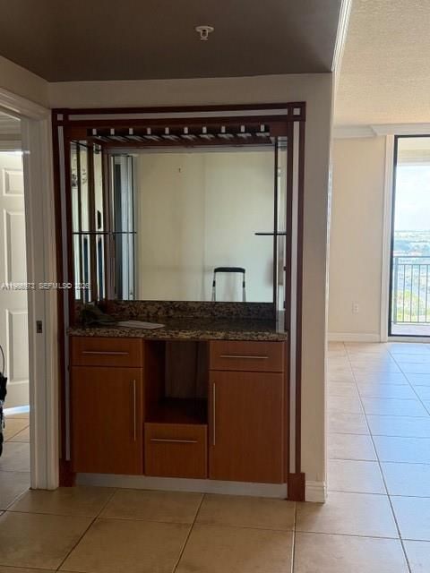 For Sale: $499,900 (2 beds, 2 baths, 1099 Square Feet)