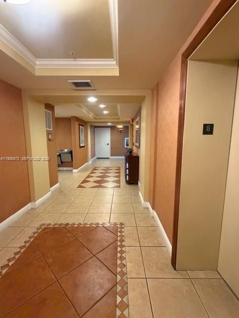 For Sale: $499,900 (2 beds, 2 baths, 1099 Square Feet)