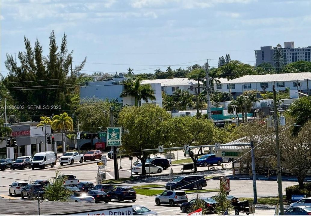 View of 5 points in Wilton Manors