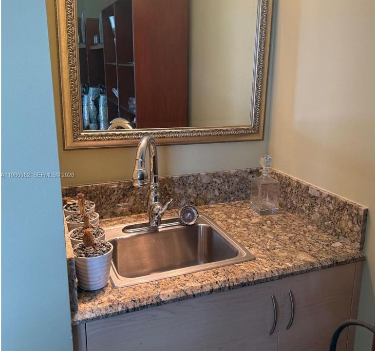 Mini bar next to the kitchen