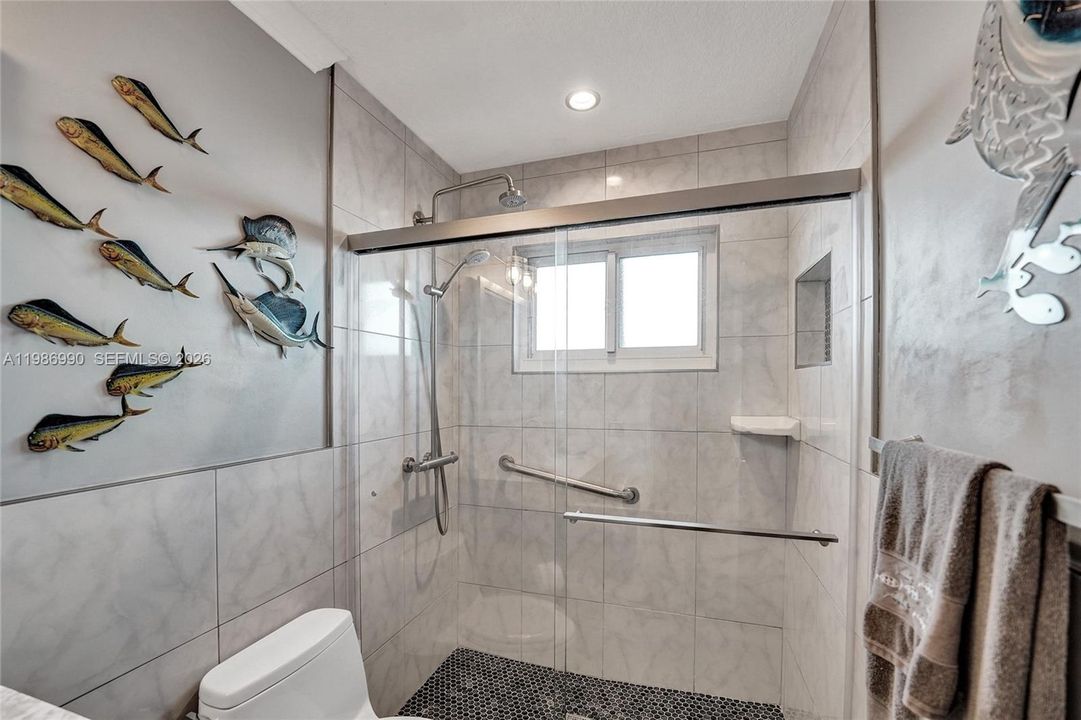 На продажу: $974,999 (3 спален, 2 ванн, 1849 Квадратных фут)