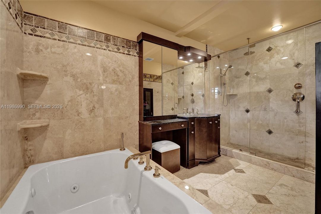 На продажу: $974,999 (3 спален, 2 ванн, 1849 Квадратных фут)