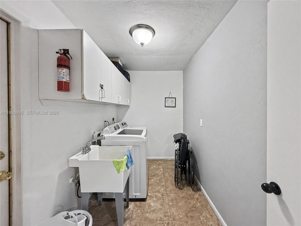 Недавно арендовано: $1,850 (2 спален, 1 ванн, 0 Квадратных фут)