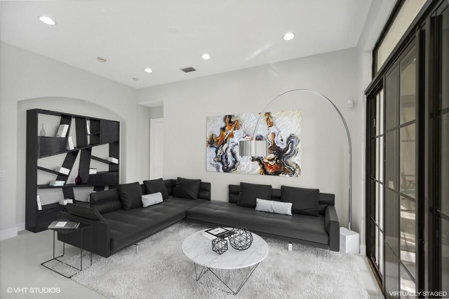 19_9648-Ginger-Ct_Family-Room_Web