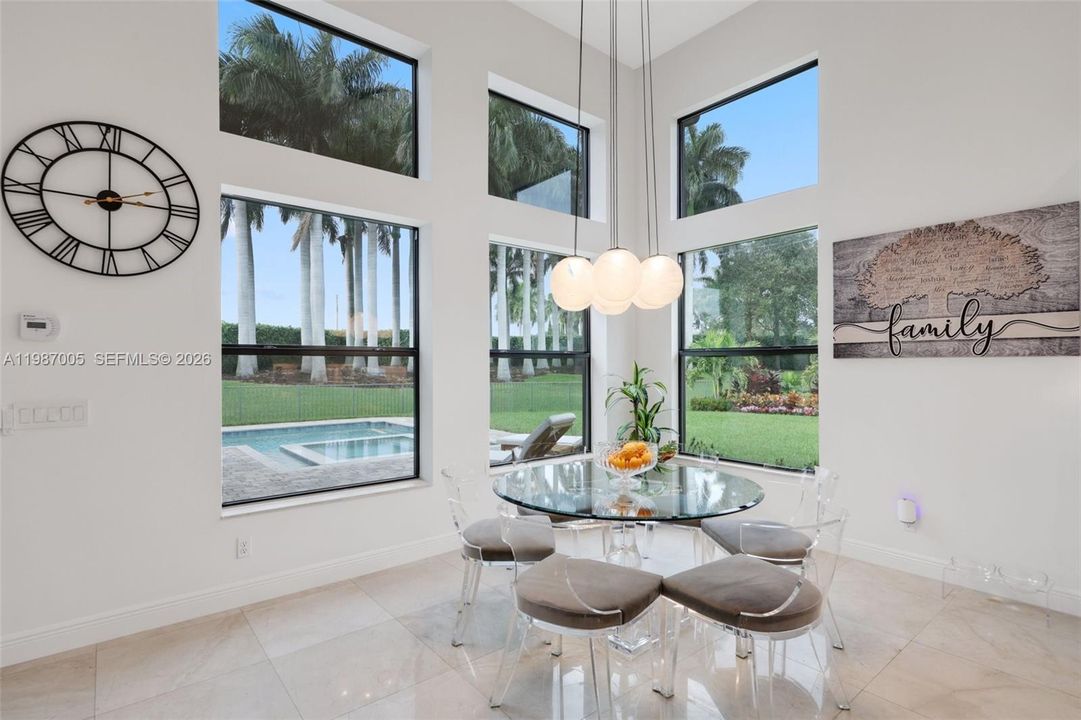 Recently Rented: $25,000 (6 beds, 5 baths, 4955 Square Feet)