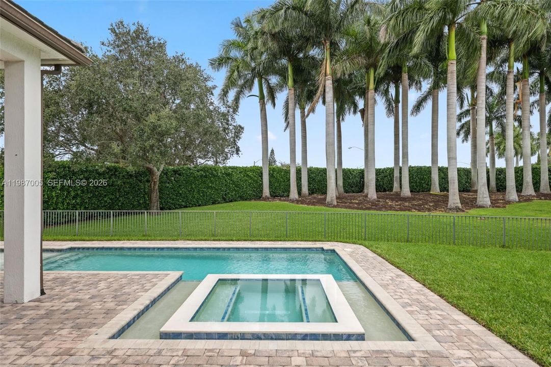 Recently Rented: $25,000 (6 beds, 5 baths, 4955 Square Feet)