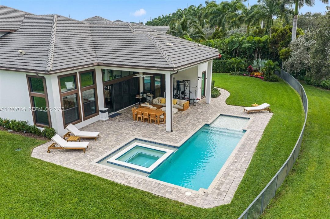 Recently Rented: $25,000 (6 beds, 5 baths, 4955 Square Feet)