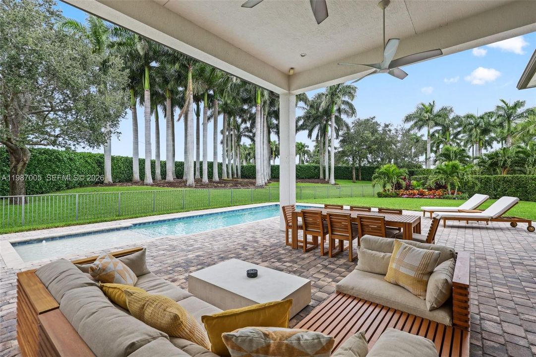 Recently Rented: $25,000 (6 beds, 5 baths, 4955 Square Feet)