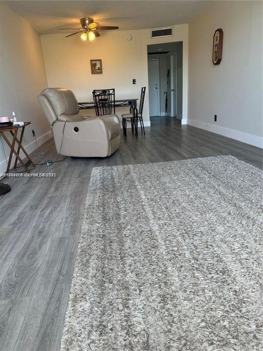 En Venta: $135,000 (1 camas, 1 baños, 680 Pies cuadrados)