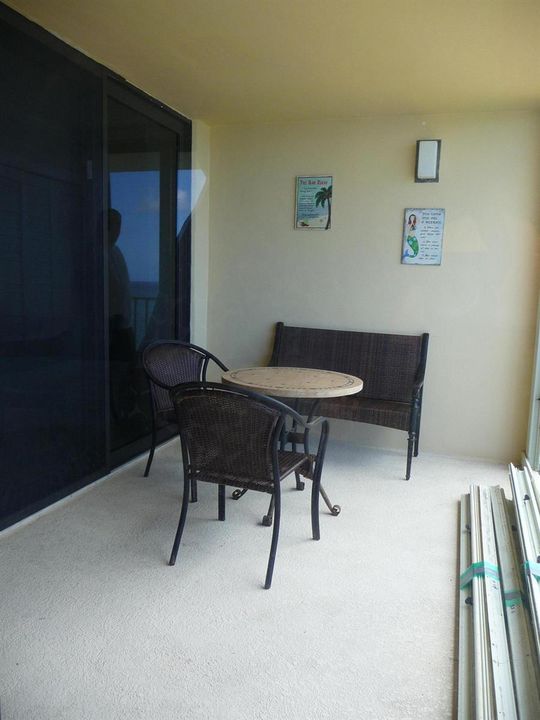 MAIN BALCONY