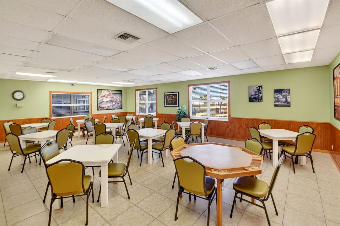 Community Card Room