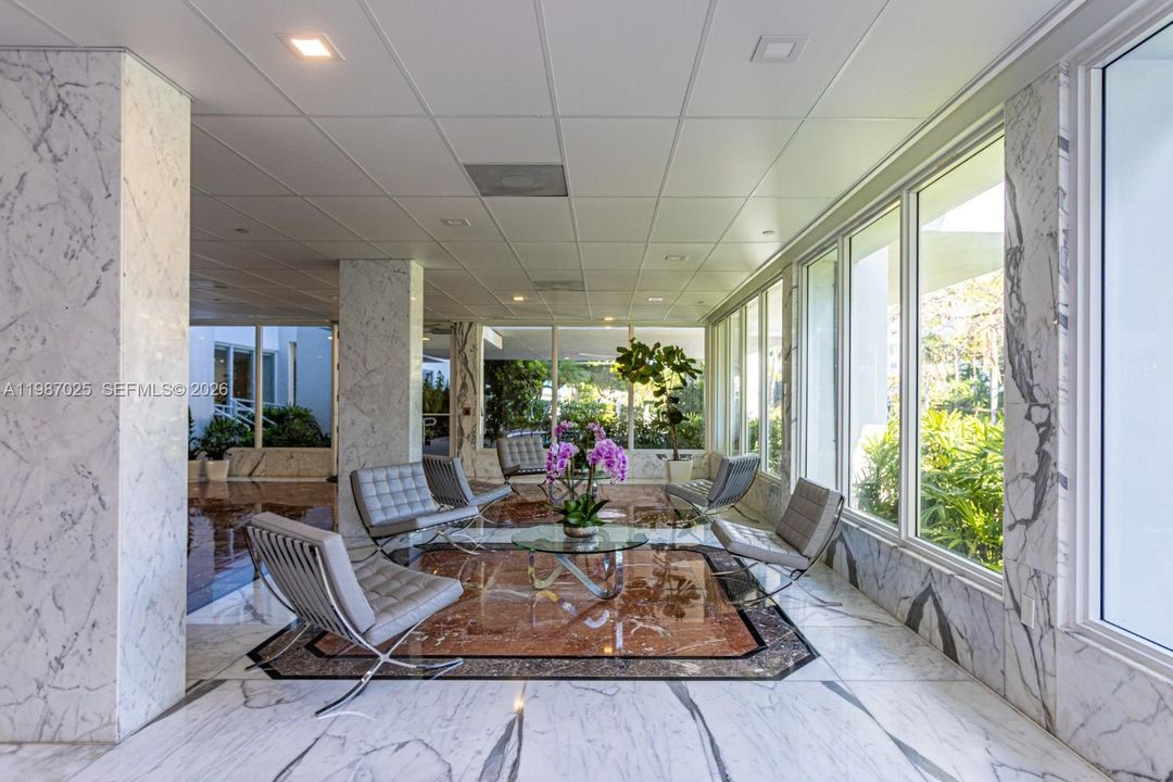 En Venta: $1,690,000 (3 camas, 2 baños, 1930 Pies cuadrados)