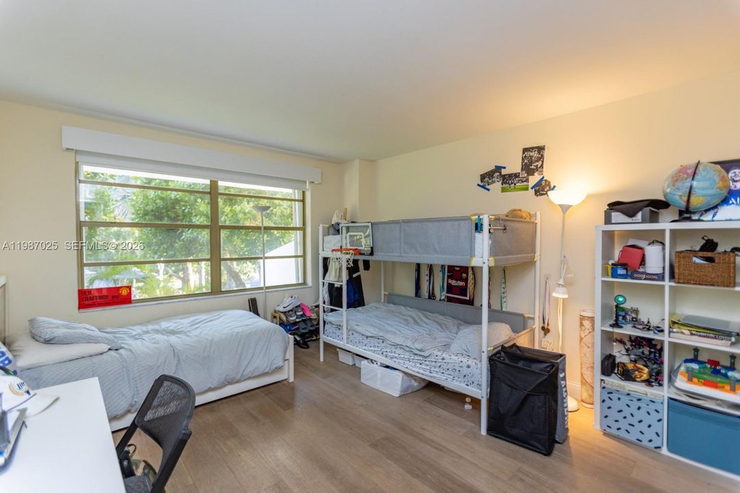 En Venta: $1,690,000 (3 camas, 2 baños, 1930 Pies cuadrados)
