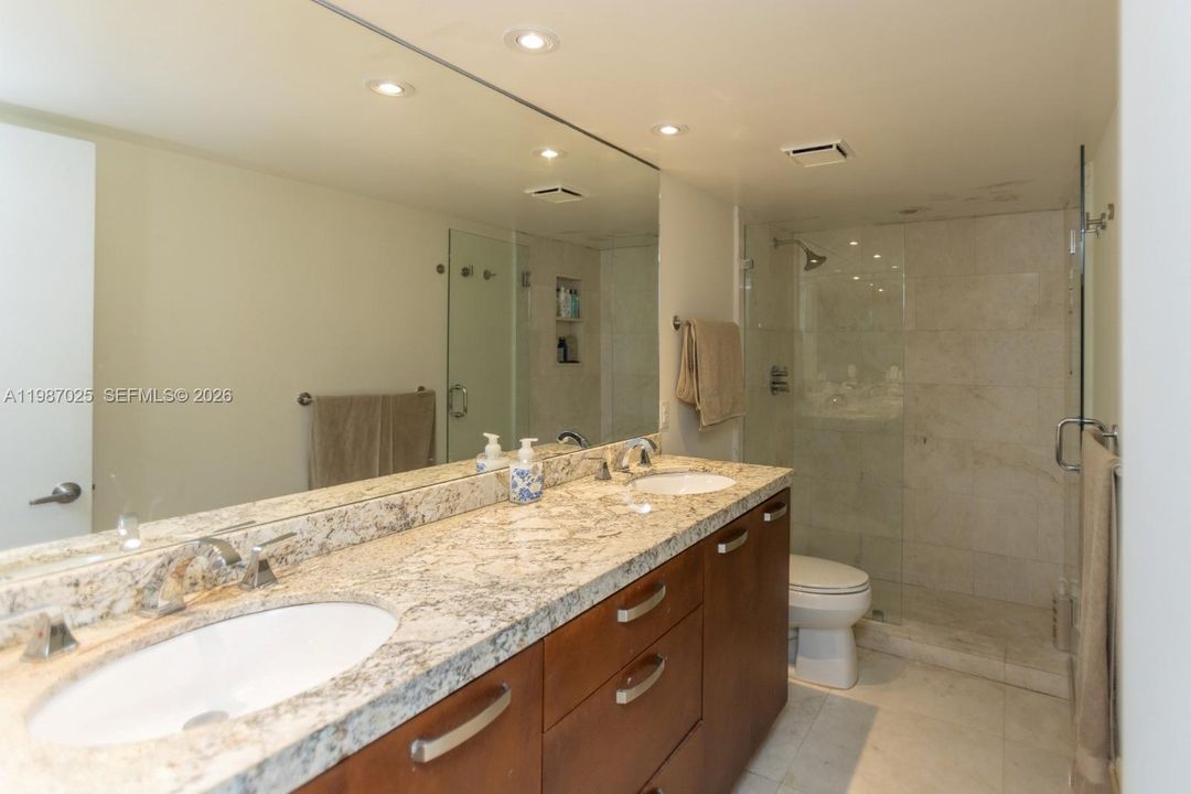 En Venta: $1,690,000 (3 camas, 2 baños, 1930 Pies cuadrados)