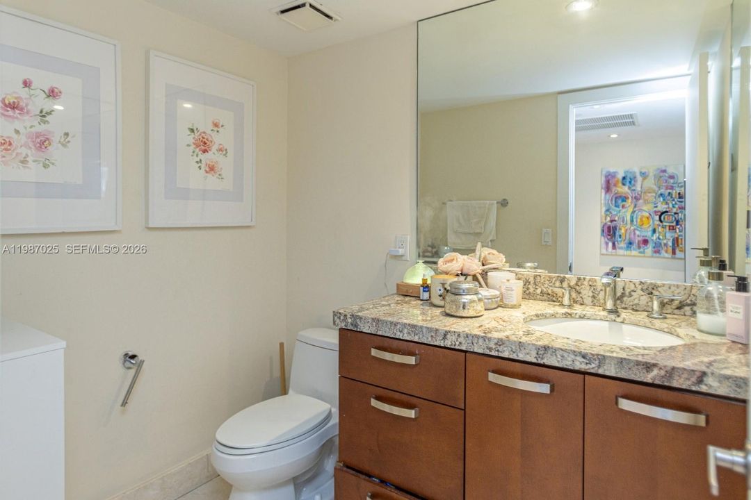 En Venta: $1,690,000 (3 camas, 2 baños, 1930 Pies cuadrados)