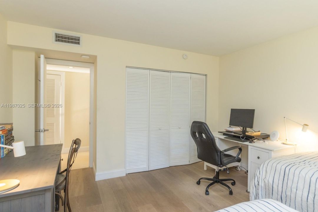 En Venta: $1,690,000 (3 camas, 2 baños, 1930 Pies cuadrados)