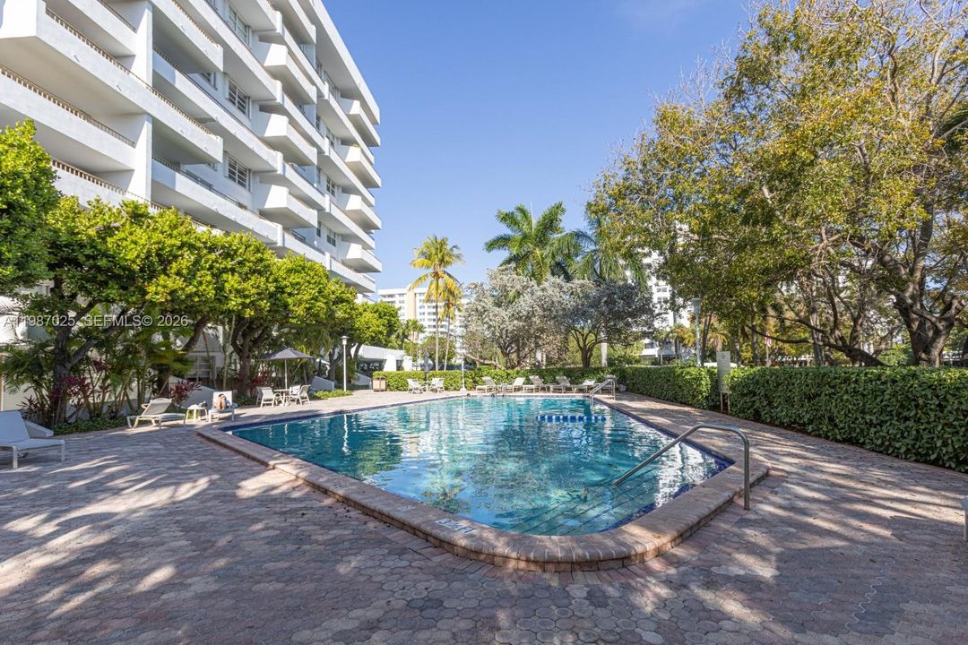En Venta: $1,690,000 (3 camas, 2 baños, 1930 Pies cuadrados)