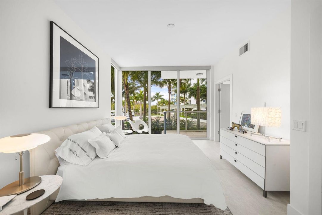 Guest Suite 3 with balcony