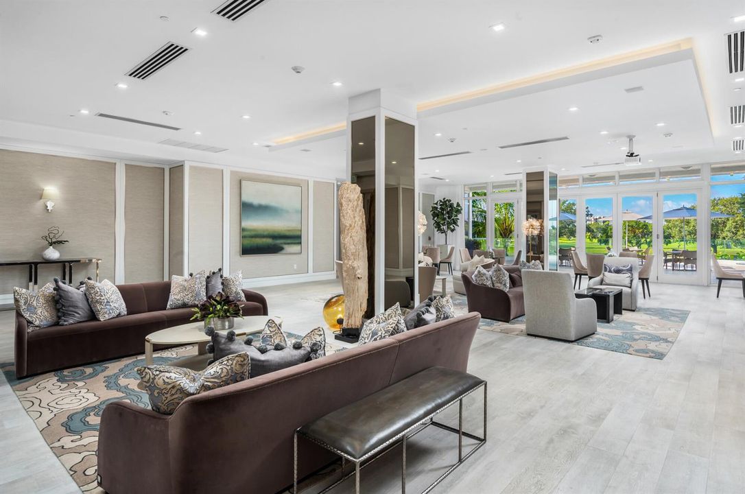 Akoya Social Room