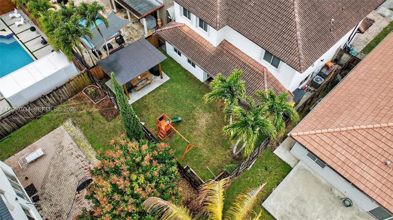 В аренду: $1,299 (1 спален, 1 ванн, 230 Квадратных фут)