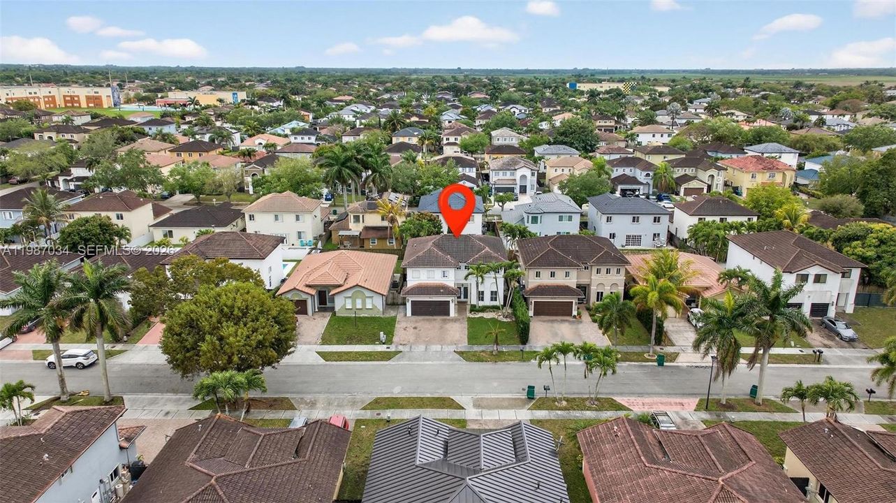 В аренду: $1,299 (1 спален, 1 ванн, 230 Квадратных фут)