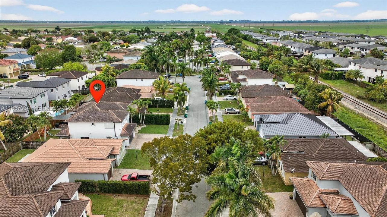 В аренду: $1,299 (1 спален, 1 ванн, 230 Квадратных фут)