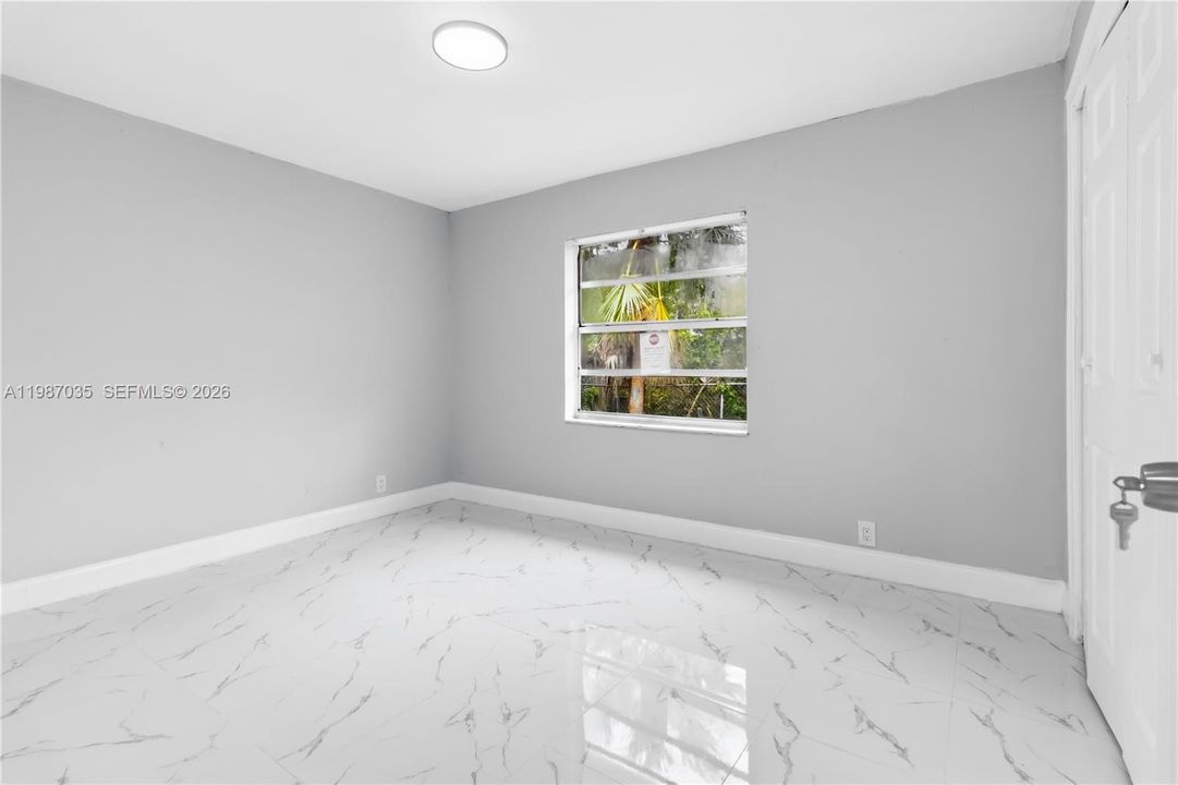 En Venta: $499,900 (3 camas, 2 baños, 1438 Pies cuadrados)