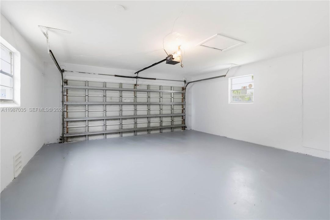 En Venta: $499,900 (3 camas, 2 baños, 1438 Pies cuadrados)