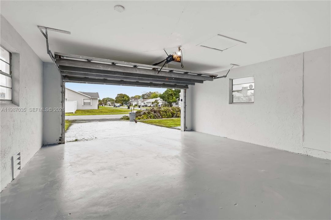 En Venta: $499,900 (3 camas, 2 baños, 1438 Pies cuadrados)