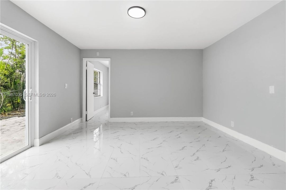 En Venta: $499,900 (3 camas, 2 baños, 1438 Pies cuadrados)