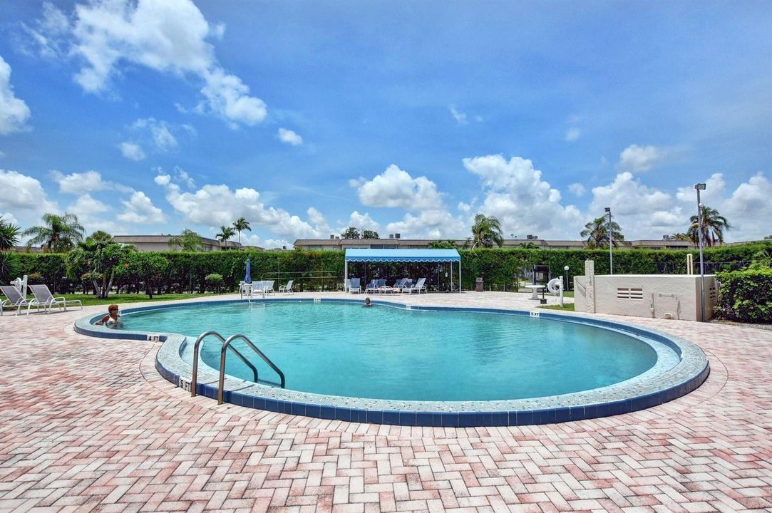lakeside village pool