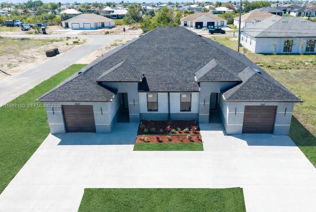 На продажу: $439,900 (0 спален, 0 ванн, 2400 Квадратных фут)