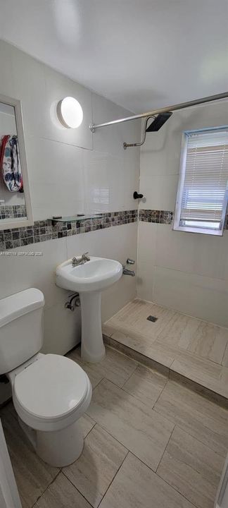 For Sale: $185,000 (1 beds, 1 baths, 0 Square Feet)