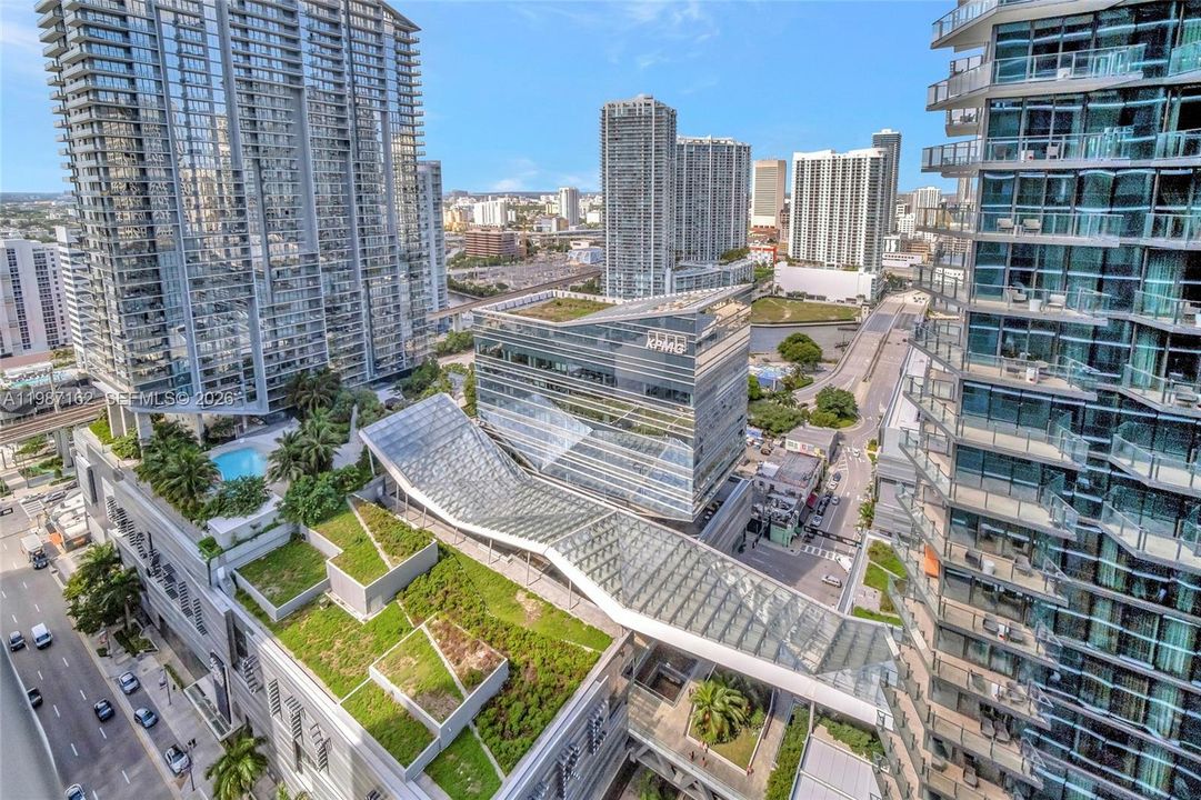 For Sale: $1,195,000 (3 beds, 3 baths, 1450 Square Feet)