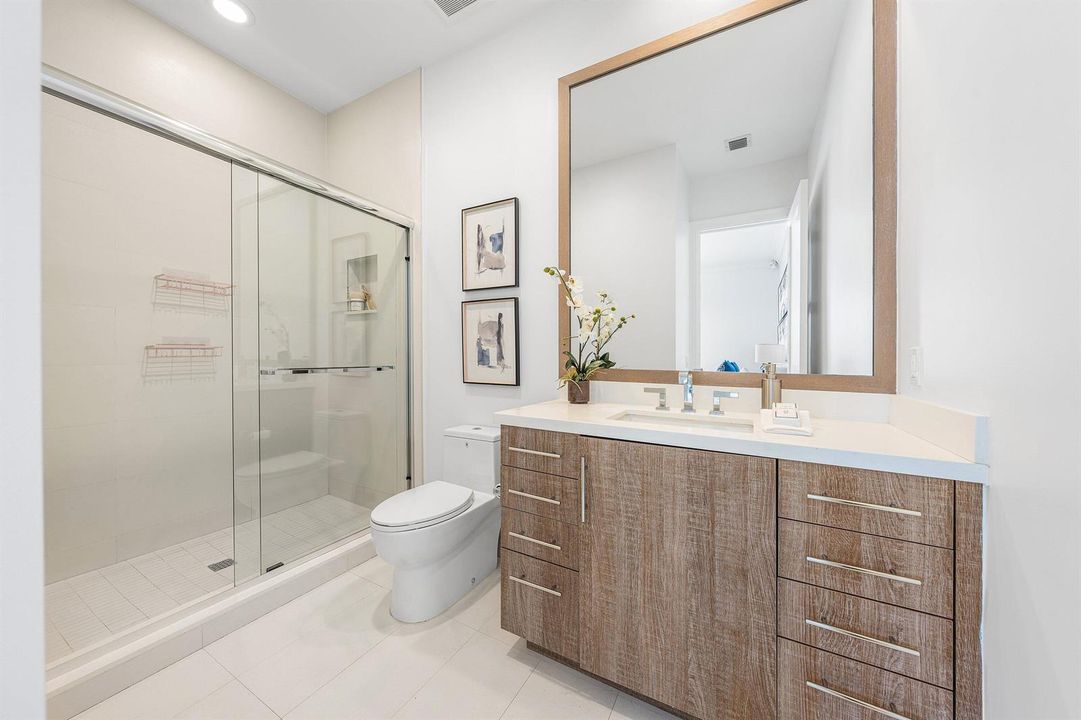 En-suite Bathroom