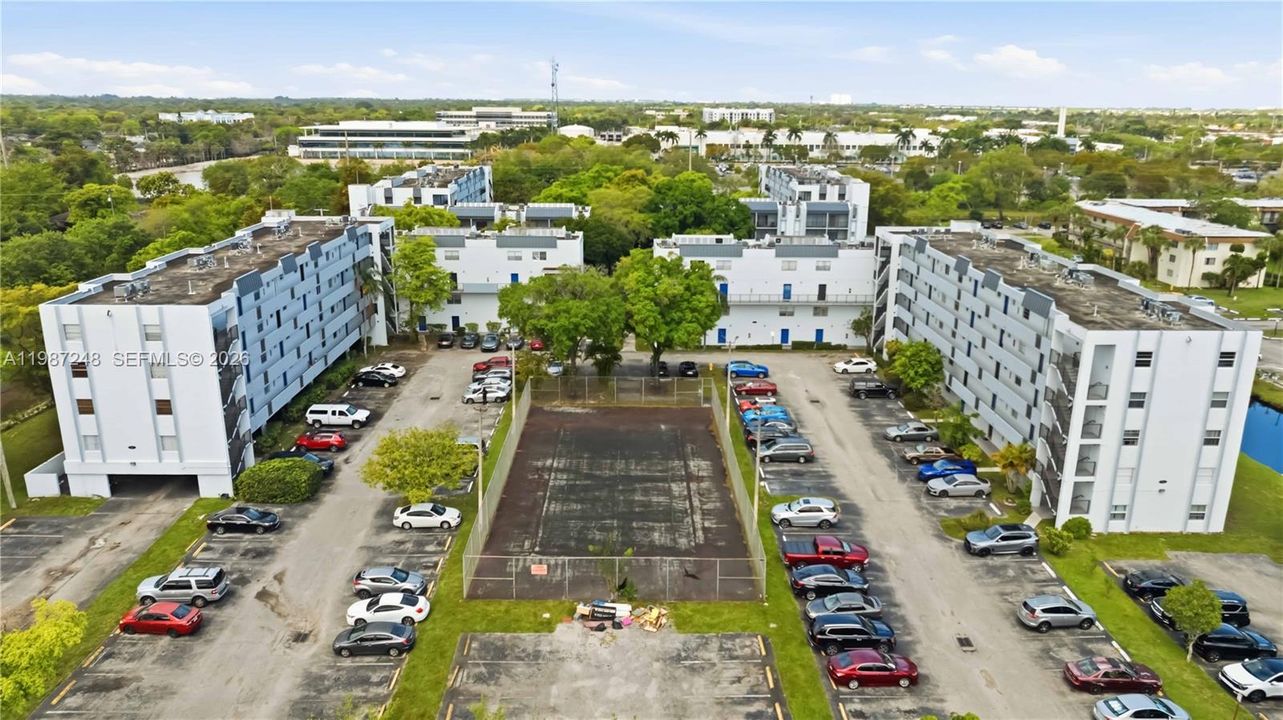 En Venta: $139,900 (1 camas, 1 baños, 925 Pies cuadrados)
