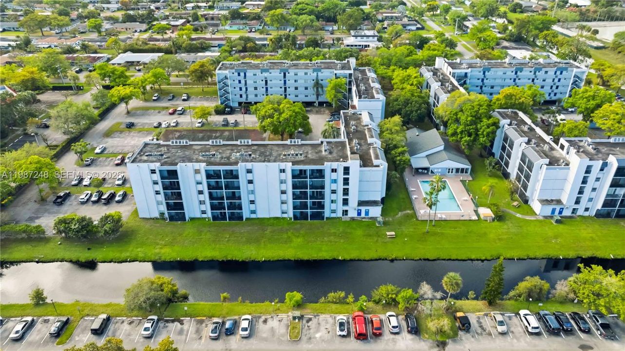 En Venta: $139,900 (1 camas, 1 baños, 925 Pies cuadrados)