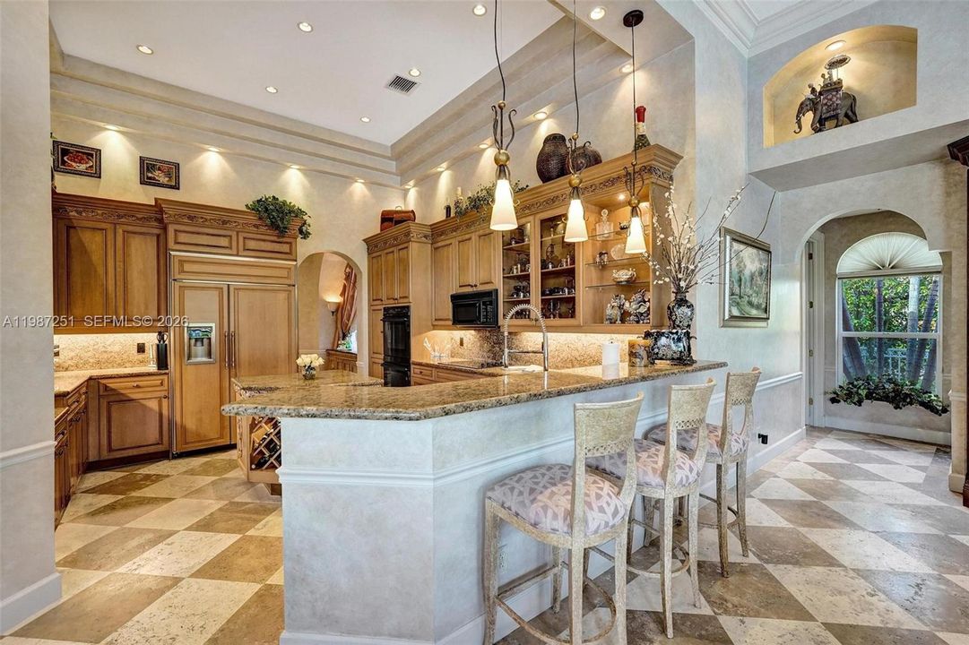 For Sale: $2,350,000 (4 beds, 4 baths, 3774 Square Feet)