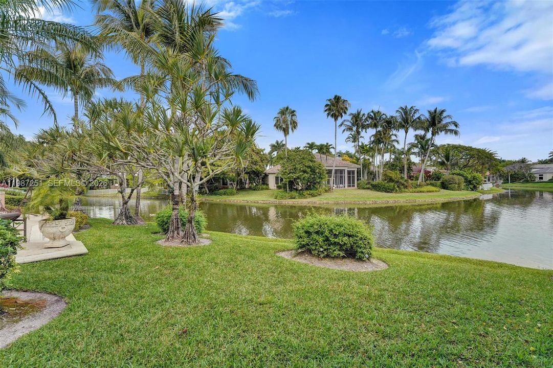 For Sale: $2,350,000 (4 beds, 4 baths, 3774 Square Feet)