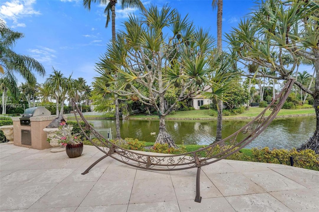 For Sale: $2,350,000 (4 beds, 4 baths, 3774 Square Feet)