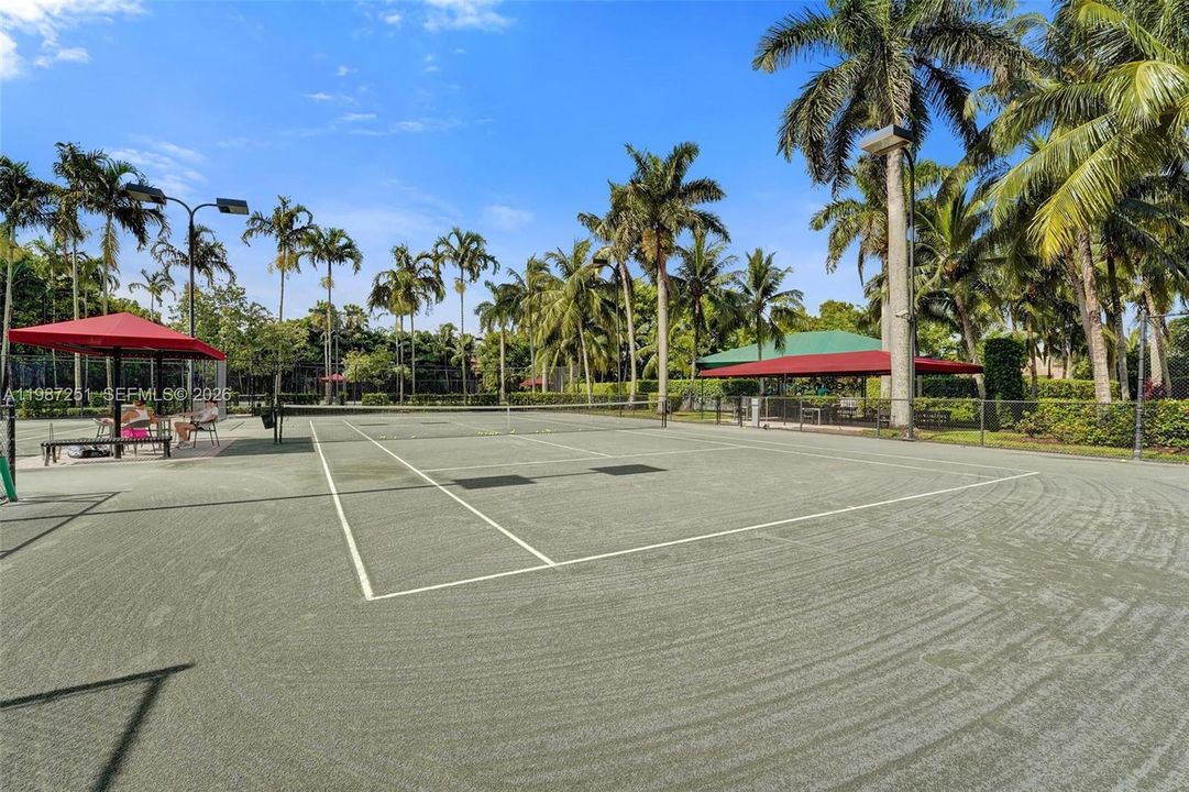For Sale: $2,350,000 (4 beds, 4 baths, 3774 Square Feet)