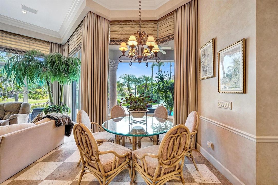 For Sale: $2,350,000 (4 beds, 4 baths, 3774 Square Feet)