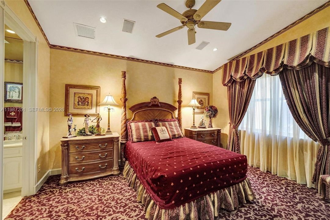 For Sale: $2,350,000 (4 beds, 4 baths, 3774 Square Feet)