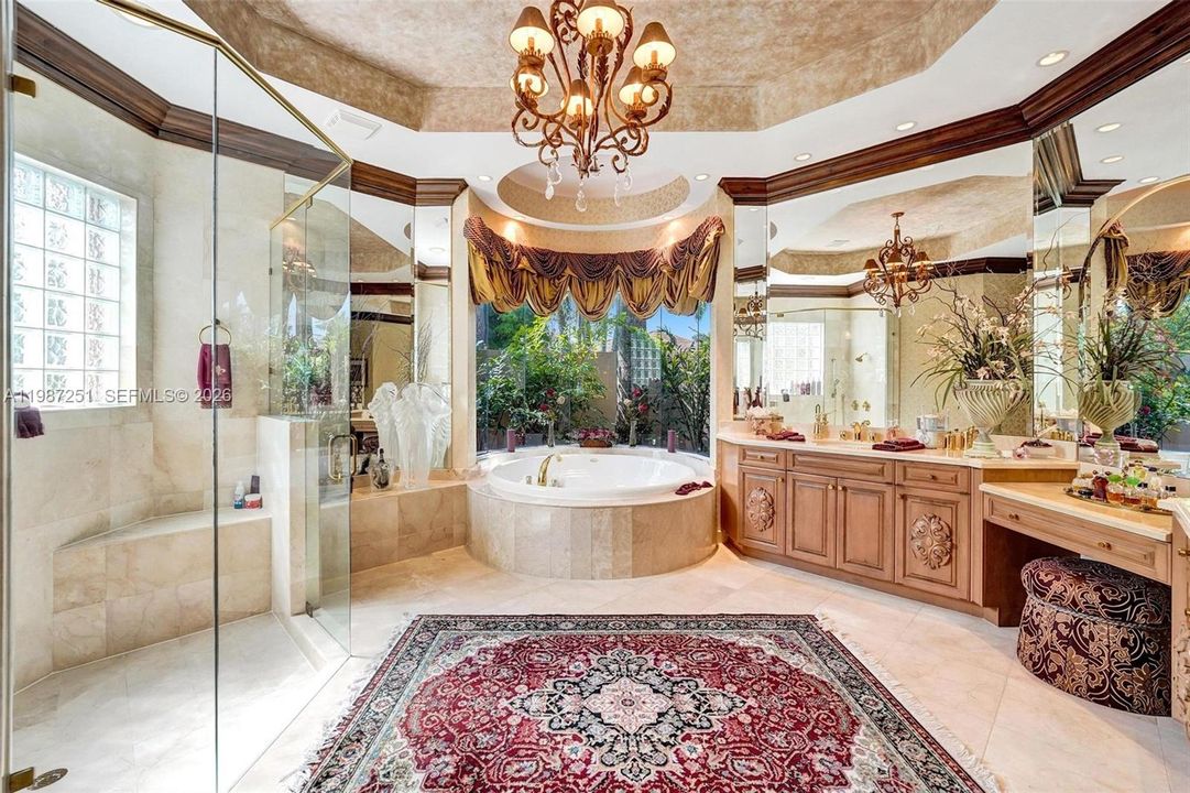 For Sale: $2,350,000 (4 beds, 4 baths, 3774 Square Feet)